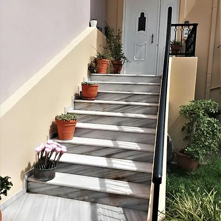 Family Yard House * Kos-Stadt